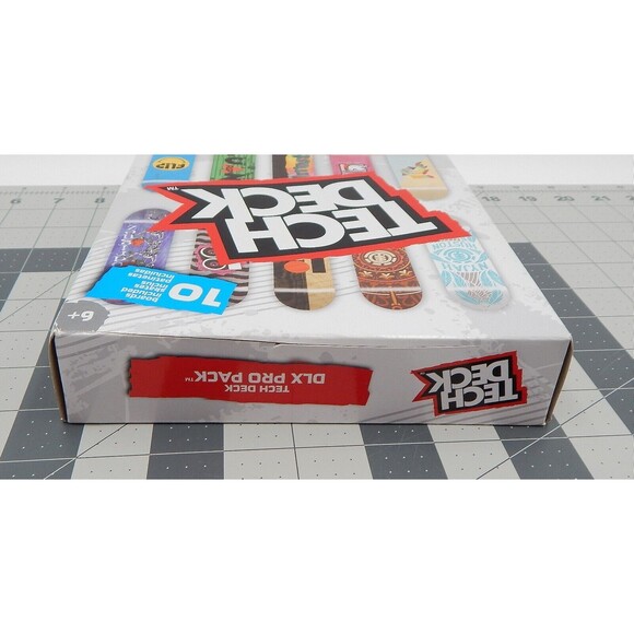 Tech Deck DLX Pro Pack of 10 Different Fingerboards 2022 Regular Size NIB - Picture 6 of 11